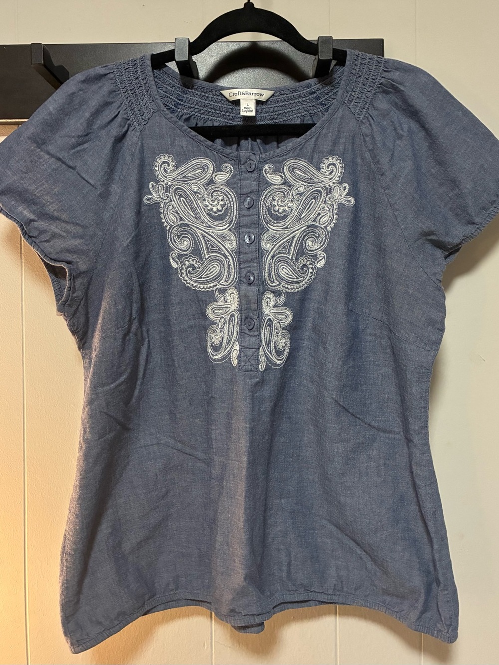 croft & barrow Navy Blue Short-Sleeve Embroidered Women's Top